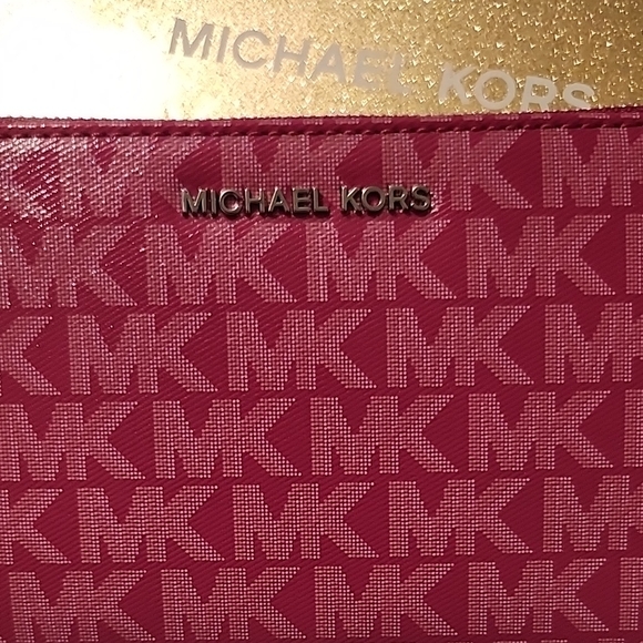 Michael Kors Pink Clutch with Signature Monogram - Picture 7 of 7